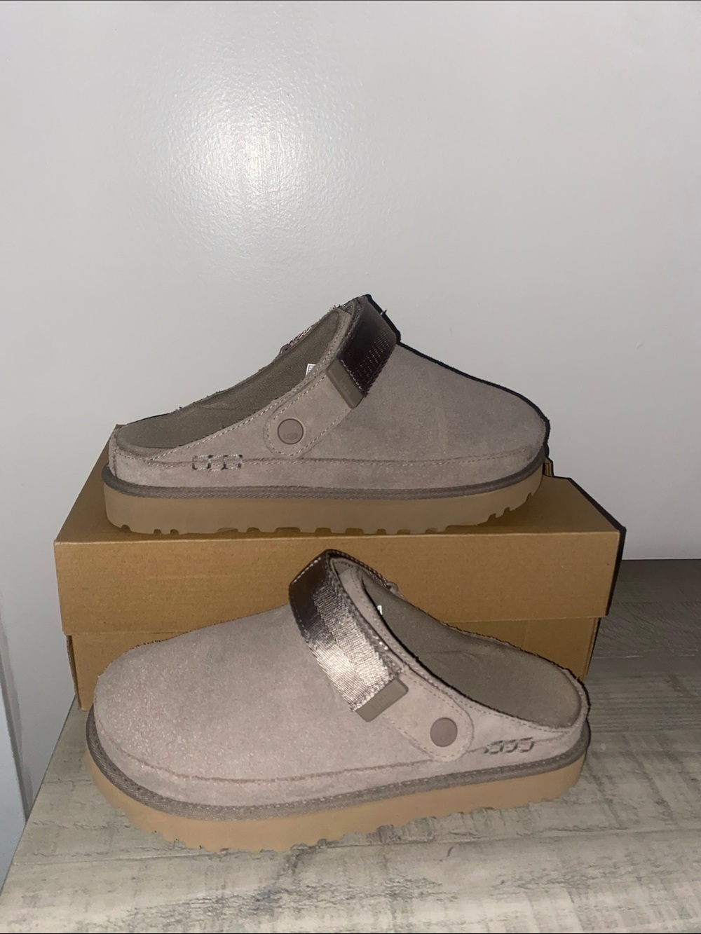 UGG GOLDENSTAR